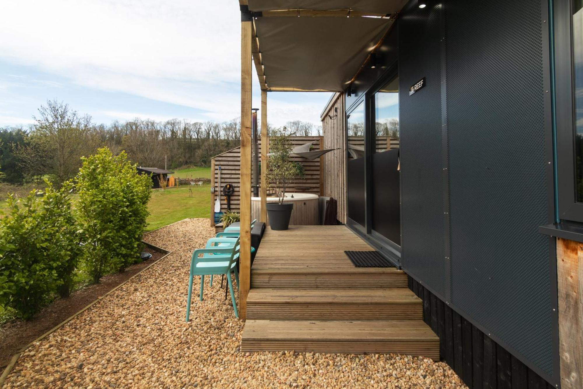 The Reef - Unique Hot Tub Cabin In Millport Extérieur photo
